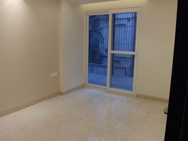 Property for rent in Deri