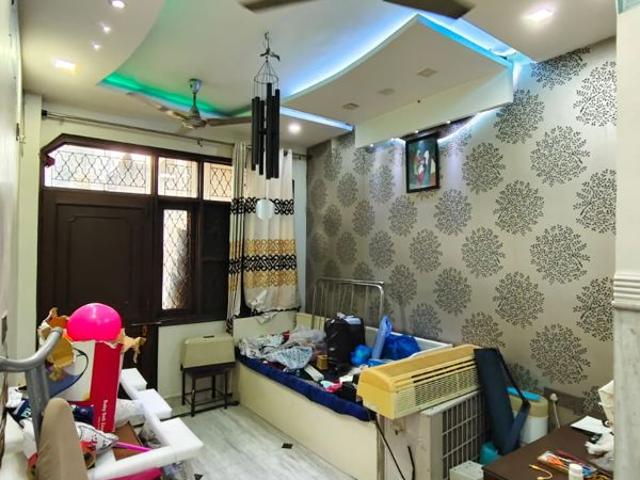 House for rent in Rohini, Delhi