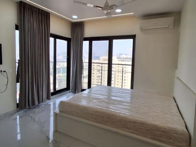 Flat for rent in Dadar West, Mumbai City District