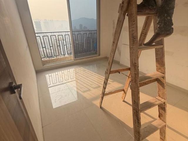 Flat for rent in Naupada, Thane