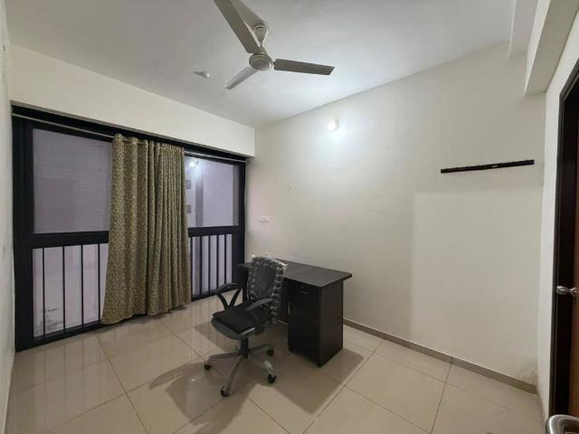 Flat for rent in Manjari Khurd, Pune