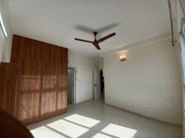 Flat for rent in Godrej Aqua, Hosahalli