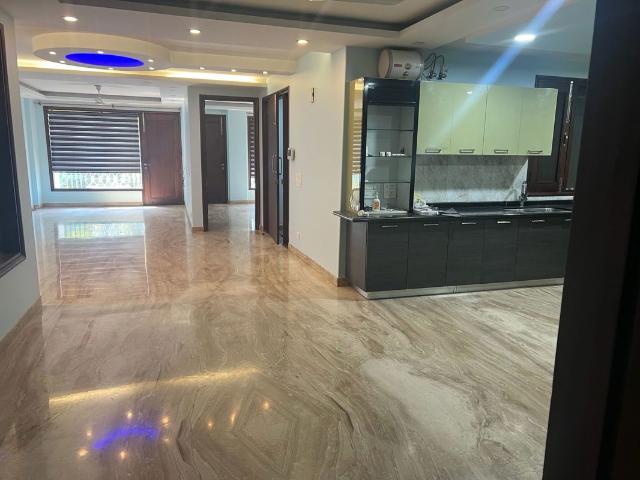 Villa for rent in Deri