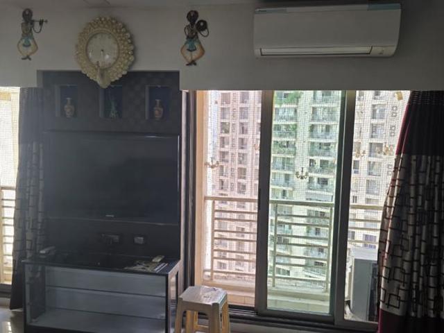 Flat for rent in Rodas Enclave, Thane