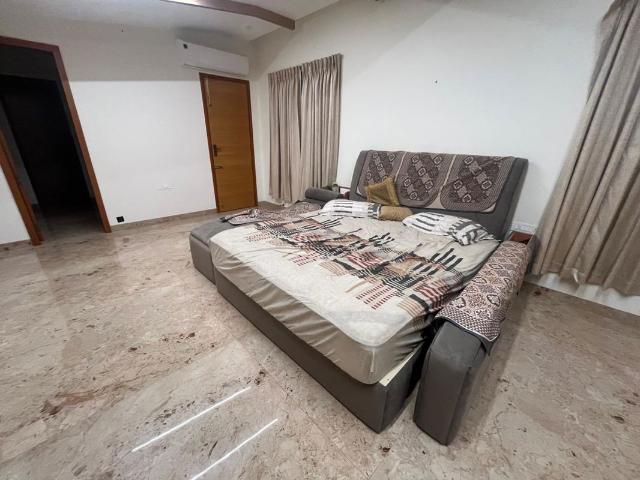 Flat for rent in Tulsi Wadi, Mumbai City District