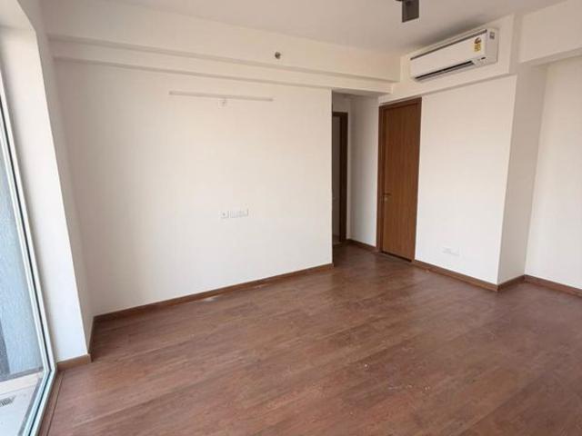 Flat for rent in Sector 43, Noida