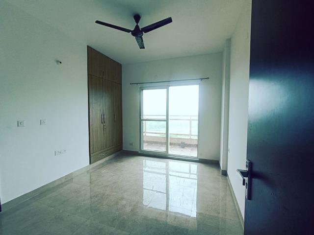 Flat for rent in Kakrala, Noida