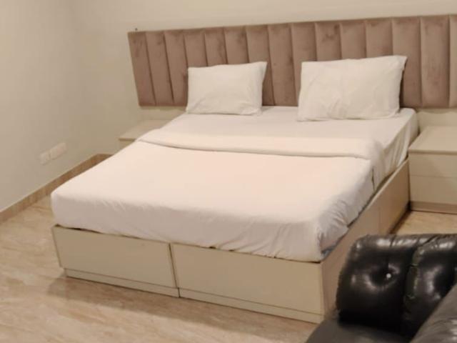 House for rent in Jangpura Extension, Delhi