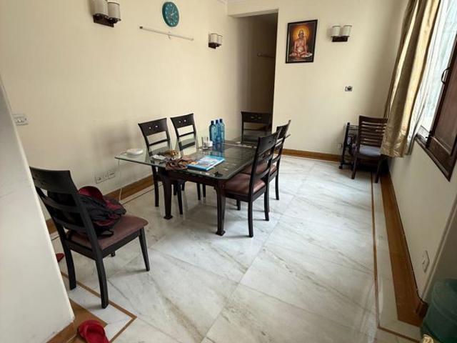House for rent in Deri