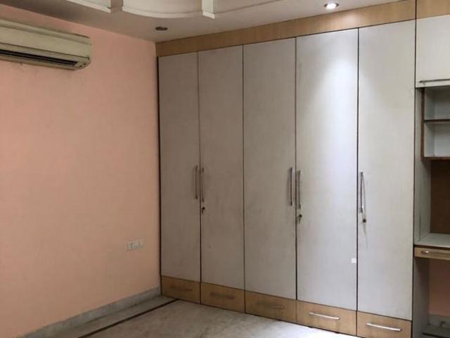 Villa for rent in Defence Colony, Delhi