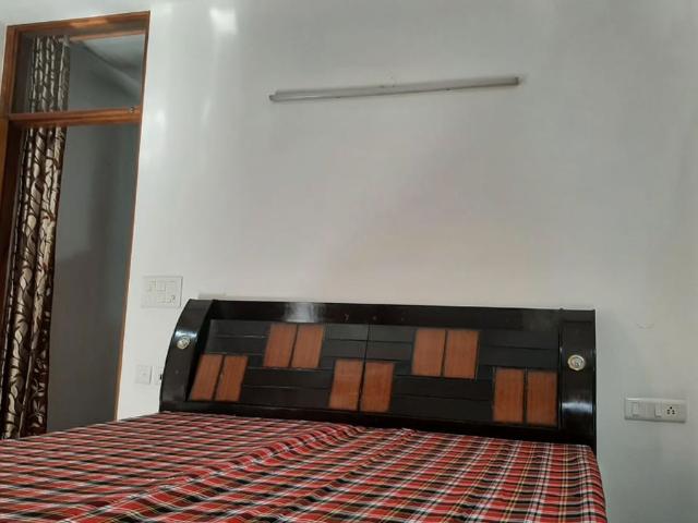 Villa for rent in South Delhi, Deri