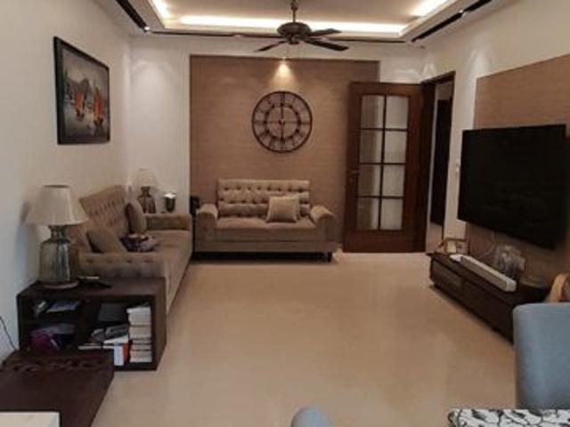 Flat for rent in Juhu, Mumbai