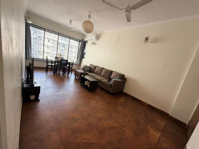 Flat for rent in Khar, Mumbai