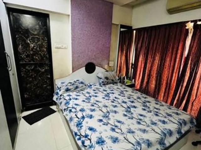 Flat for rent in Vile Parle West, Mumbai