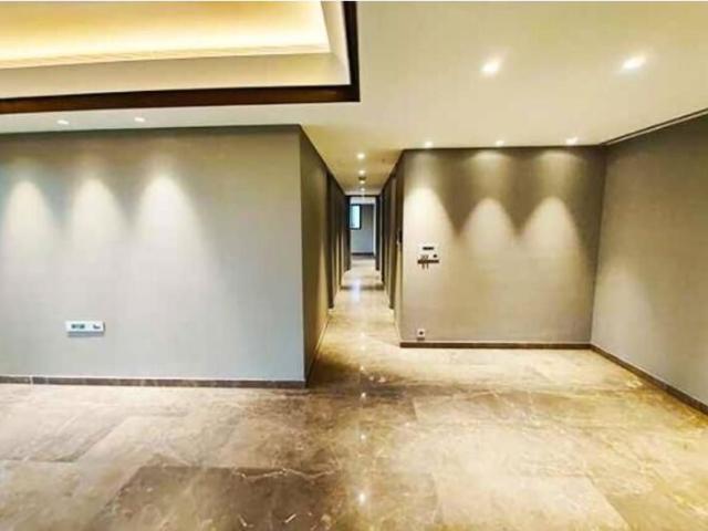 Flat for rent in Lower Parel, Mumbai City District