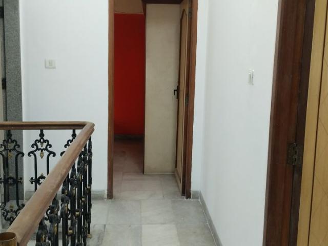 Flat for rent in Naupada, Thane