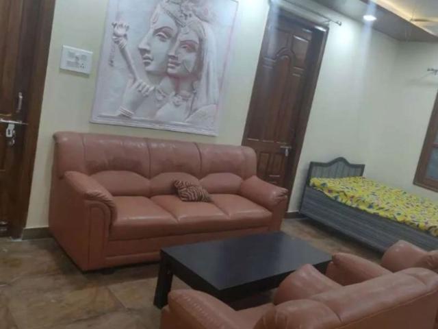Flat for rent in Hazratganj, Lucknow