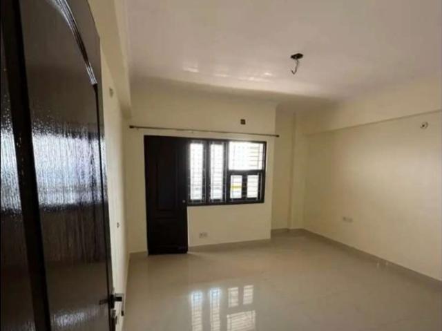 Flat for rent in Aminabad, Lucknow