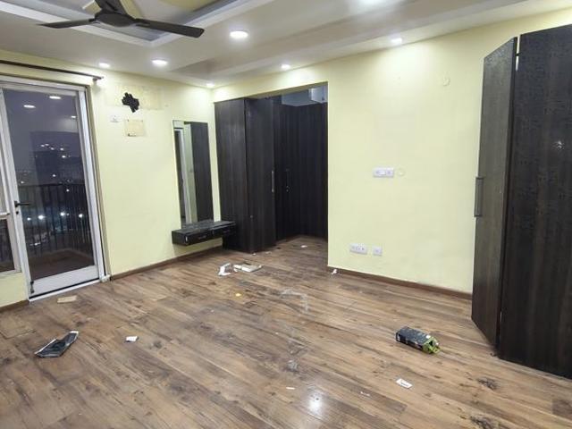 Flat for rent in Sector 137, Noida