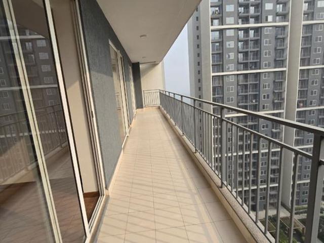 Flat for rent in Sector 43, Noida