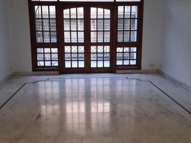 Flat for rent in Sushant Lok III, Gurugram