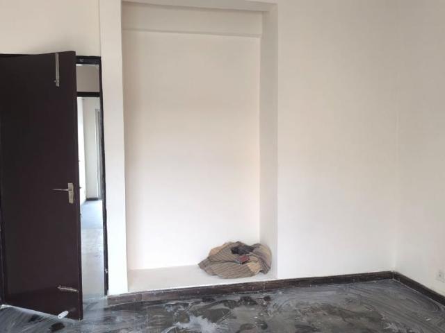 Flat for rent in Faridabad