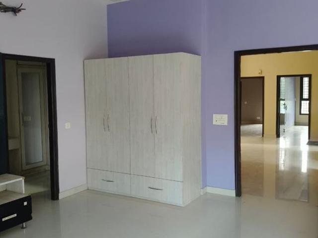 House for rent in Sector 51, Noida