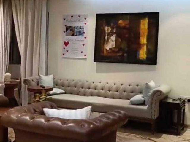 Flat for rent in Cumballa Hill, Mumbai City District