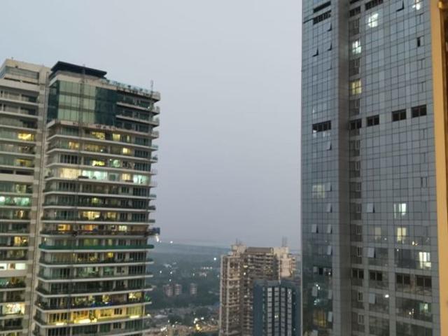 Flat for rent in Parel, Mumbai City District