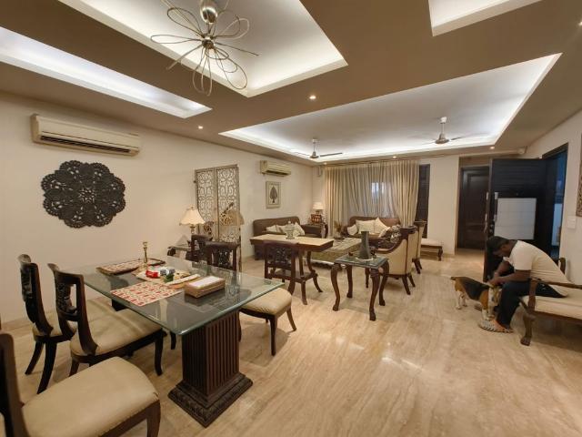 Property for rent in Deri