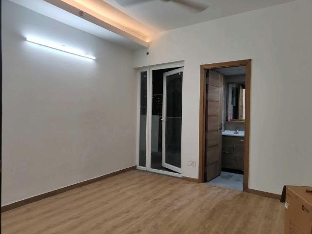 Flat for rent in Imperial Gardens, Gurugram
