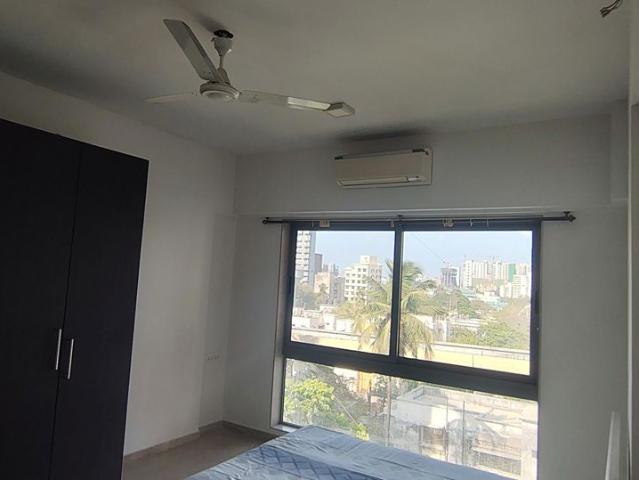 Flat for rent in Khar, Mumbai