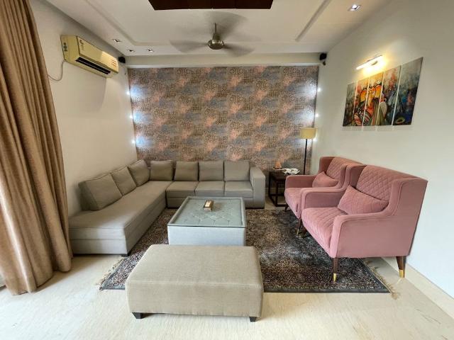 Flat for rent in Hauz Khas, Delhi