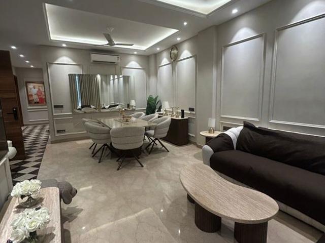 Flat for rent in Safdarjung Enclave, Delhi