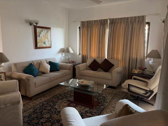 Flat for rent in Koregaon Park, Pune