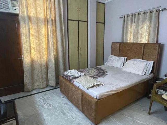 Flat for rent in Lajpat Nagar, Delhi