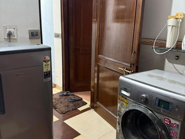 Flat for rent in Sector 34, Noida