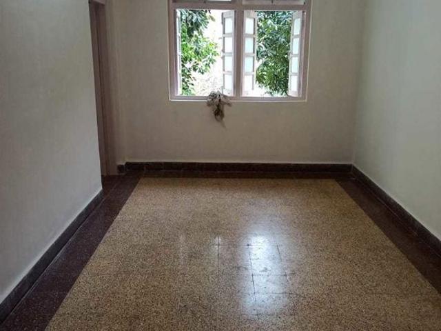 Flat for rent in Colaba, Mumbai City District