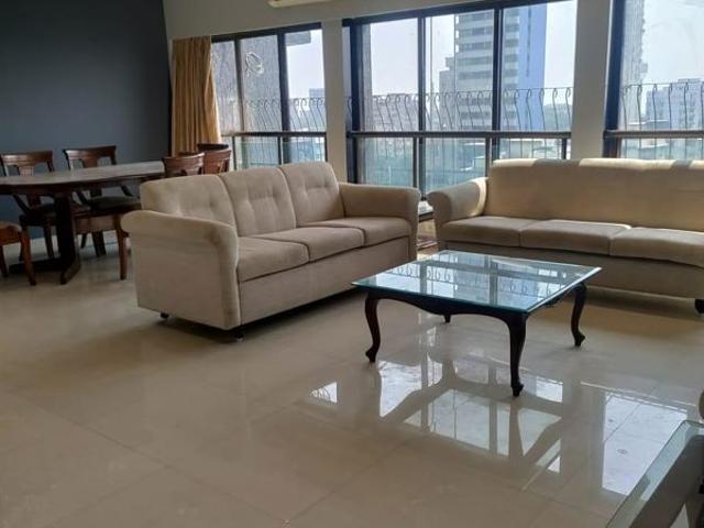 Flat for rent in Colaba, Mumbai City District