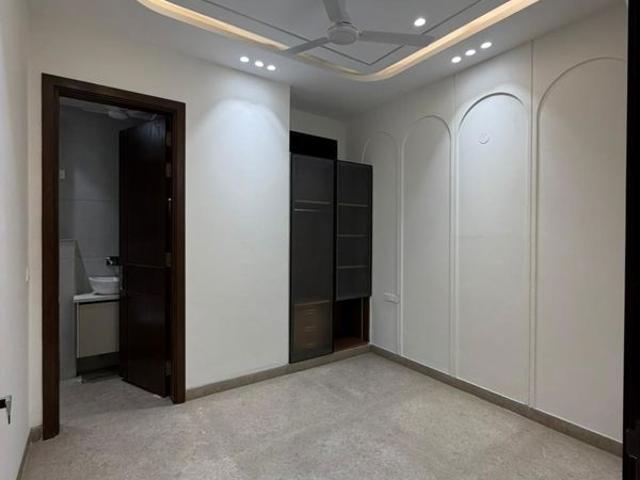 Property for rent in Deri