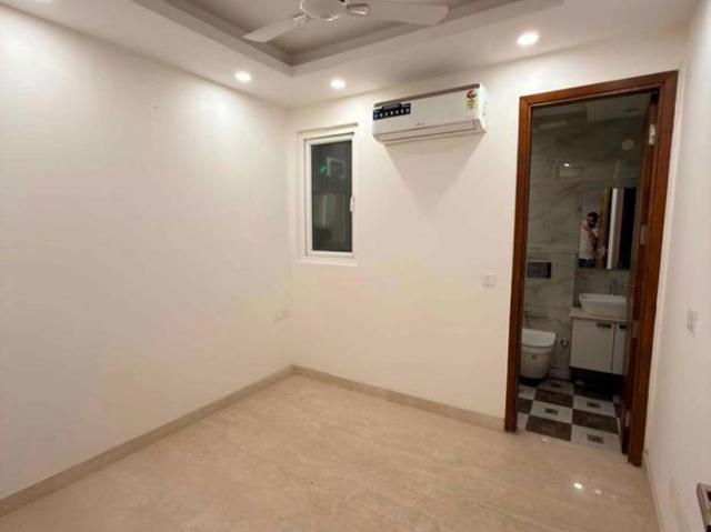 Property for rent in Deri