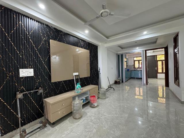 Flat for rent in Chhattarpur, Delhi