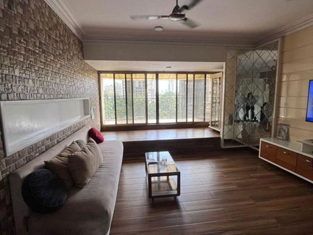 Flat for rent in Dadar West, Mumbai City District