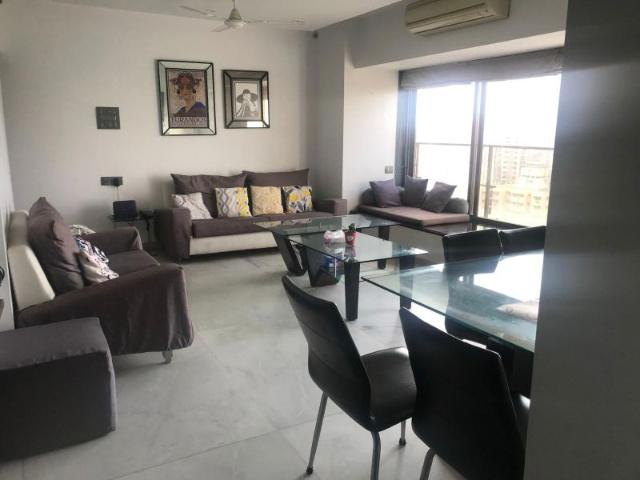 Flat for rent in Dadar West, Mumbai City District