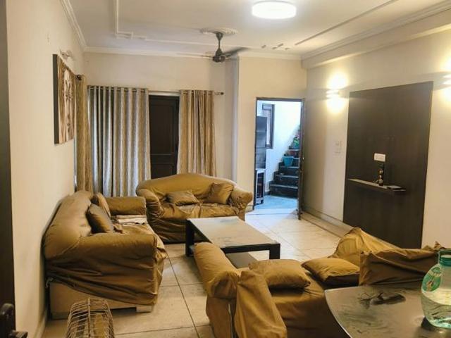 Property for rent in Deri