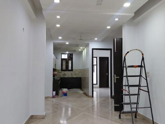 Villa for rent in Barola, Noida