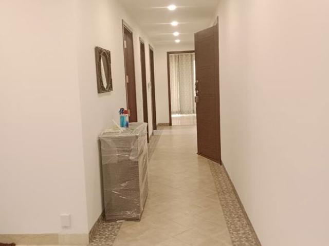 Property for rent in Deri