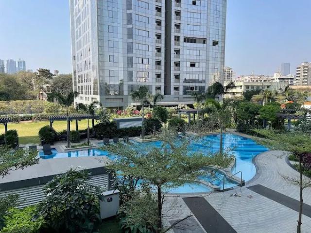Flat for rent in Parel, Mumbai City District