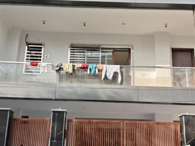 Property for rent in Sector 19, Faridabad