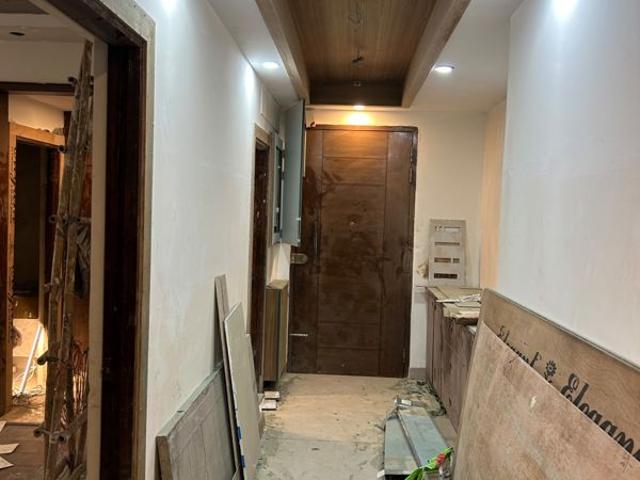 Flat for rent in Hazipur, Noida